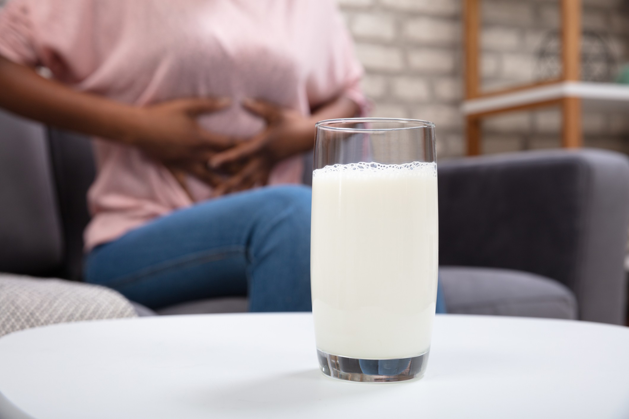 Principais sintomas que podem indicar que você tem intolerância à lactose